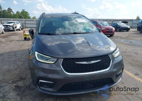 2021 Chrysler Pacifica Touring L z USA, uszkodzony, nr VIN 2C4RC1BGXMR552857